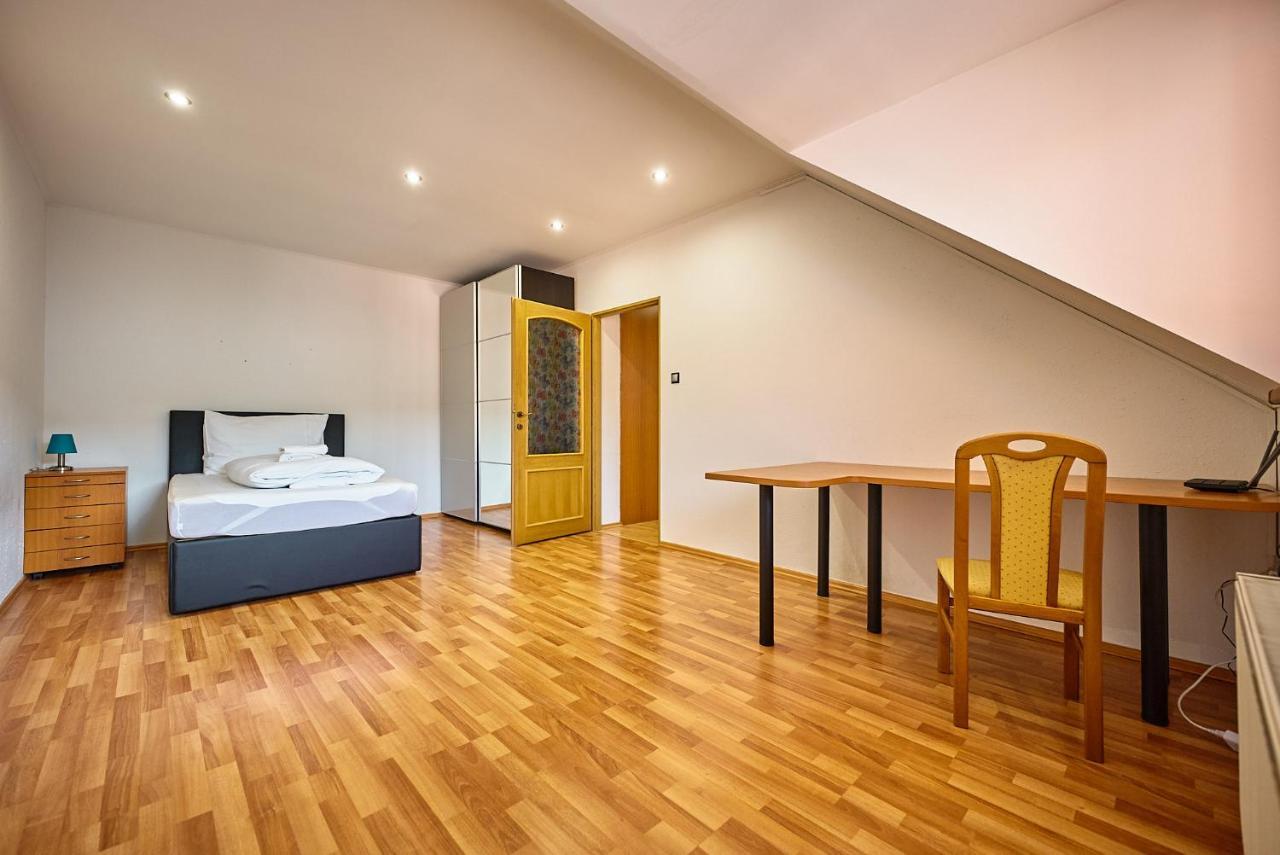 Dependance Patriot Trnava Hotel Exterior photo